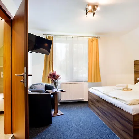 Vlci Hora Lodge *